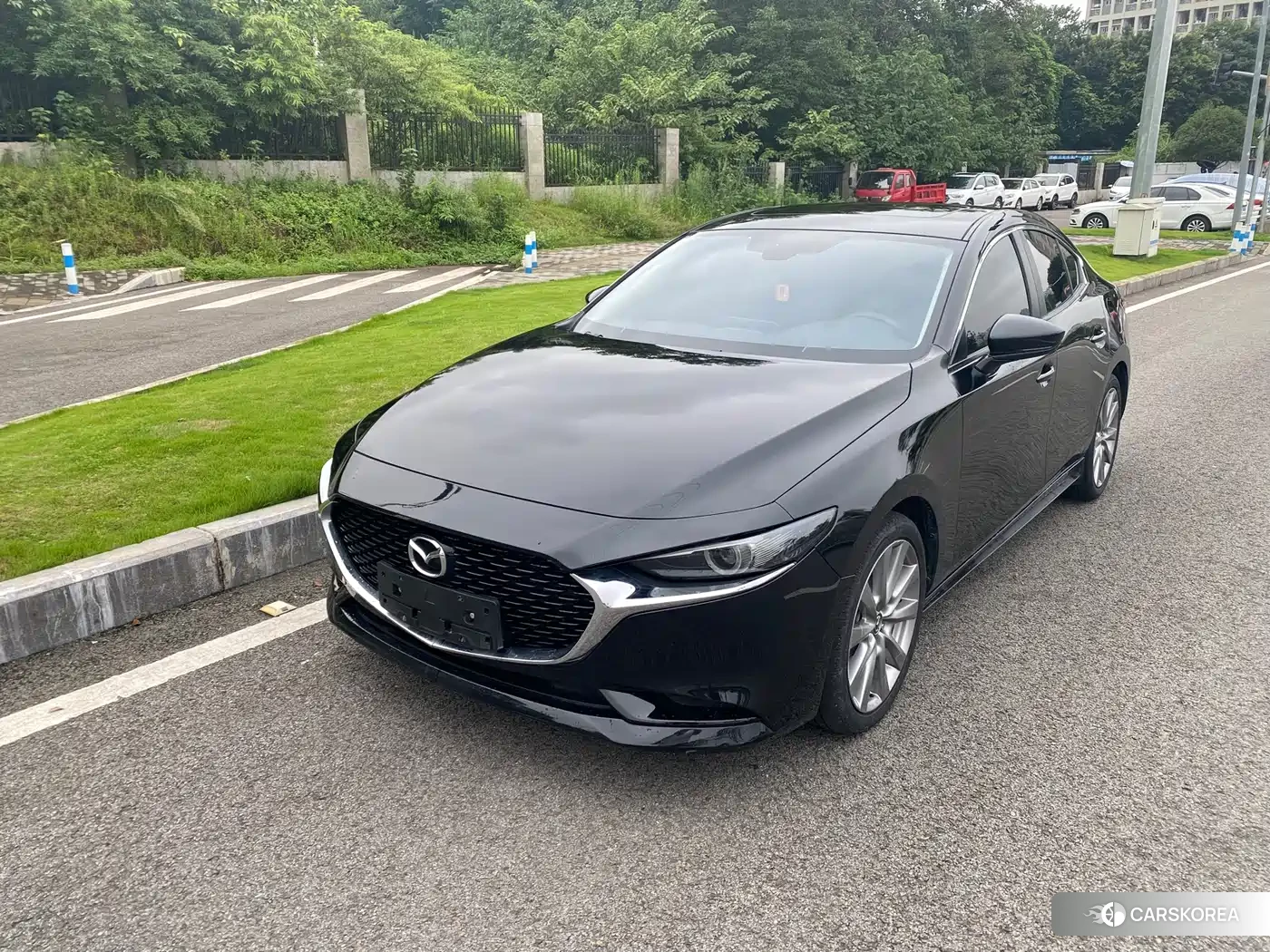 Mazda 3 2021 Черный из Китая, фото 4