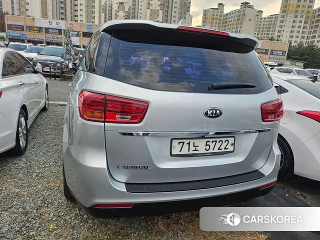 Kia The New Carnival id 3425910 из Кореи 13