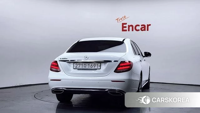 Mercedes-Benz E-Class W213 id 3965775 из Кореи 14