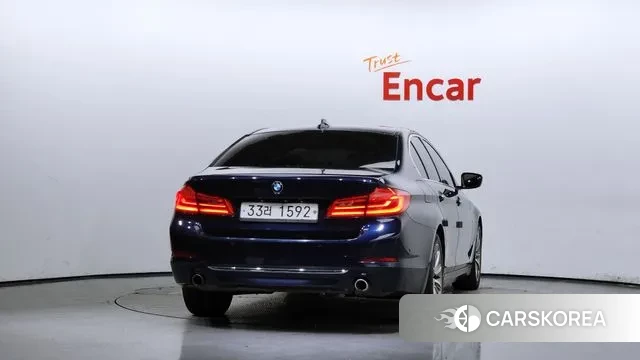 BMW 5 Series (G30) id 2941501 из Кореи 14