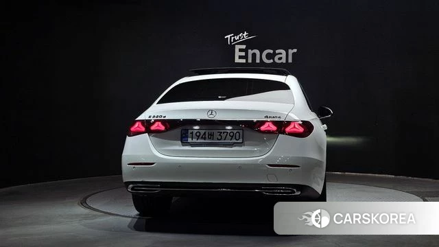 Mercedes-Benz E-Class W214 id 3933855 из Кореи 14