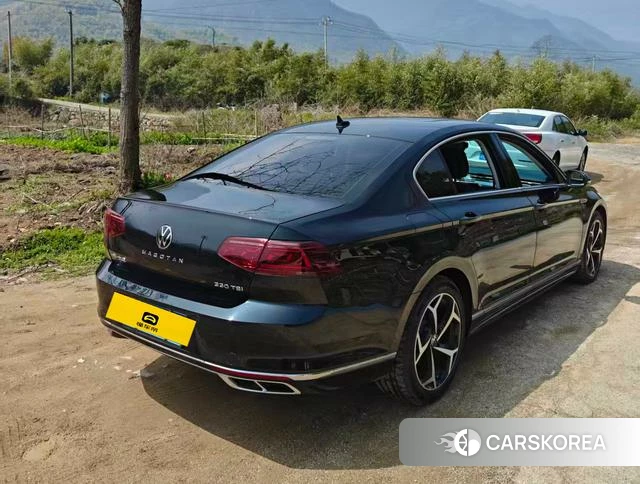 Volkswagen Magotan 2023 Черный из Китая, фото 4