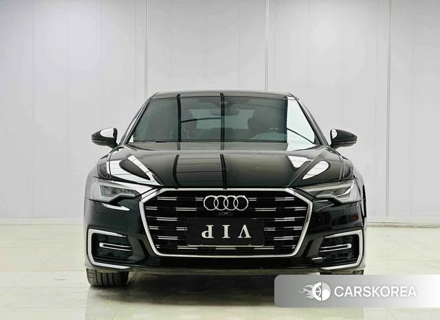 Audi A6L id 4333691 из Китая 9