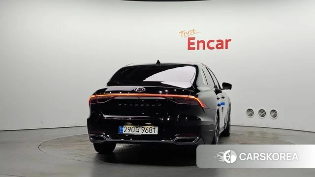 Hyundai The New Grandeur IG Hybrid id 4495683 из Кореи 14