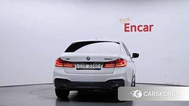 BMW 5 Series (G30) id 3563406 из Кореи 14