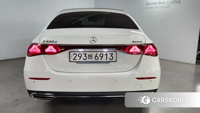 Mercedes-Benz E-Class W214 id 3462160 из Кореи 13