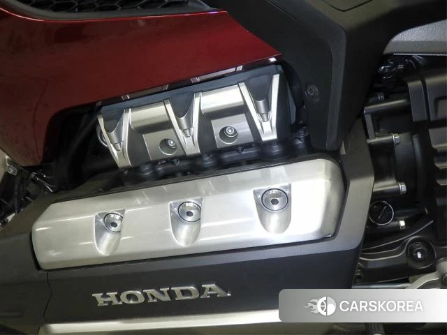 Engine photo