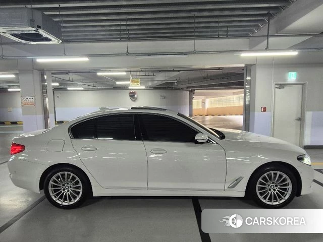 BMW 5 Series (G30) id 4918230 из Кореи 14