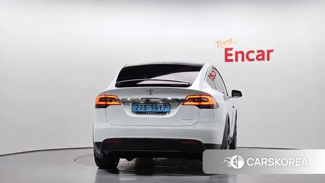 Tesla Model X id 2976231 из Кореи 14