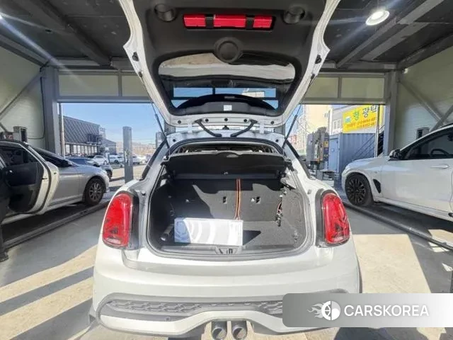 Mini Cooper S 2022 Белый из Кореи, фото 4