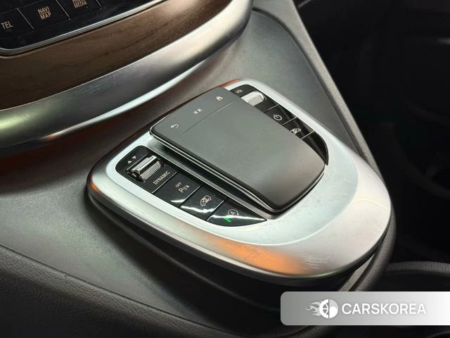 Mercedes-Benz V-class id 4353405 из Китая 14