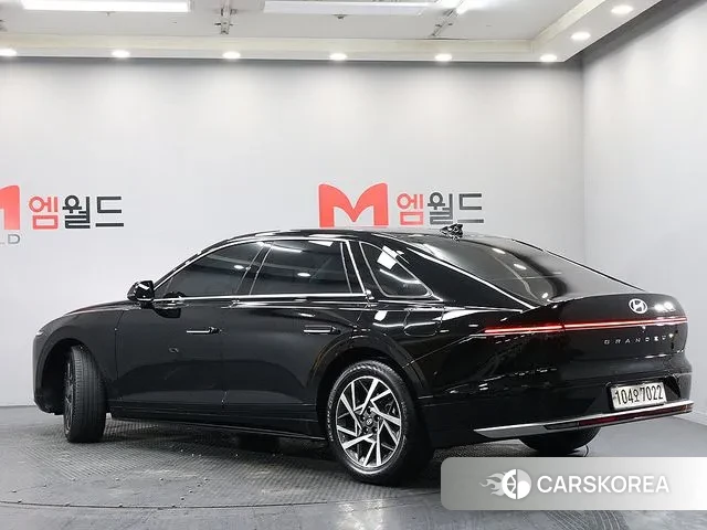 Hyundai Grandeur (GN7) id 3599660 из Кореи 14