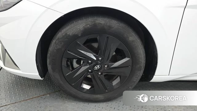 Hyundai Avante (CN7) id 3812924 из Кореи 14