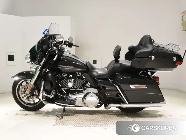 Проданный Harley-Davidson Electra Glide FLHTK1740 2017 из Японии, фото 3