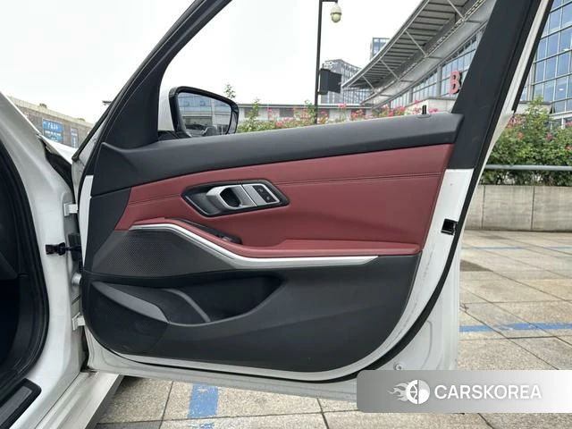 BMW i3 id 4353119 из Китая 23