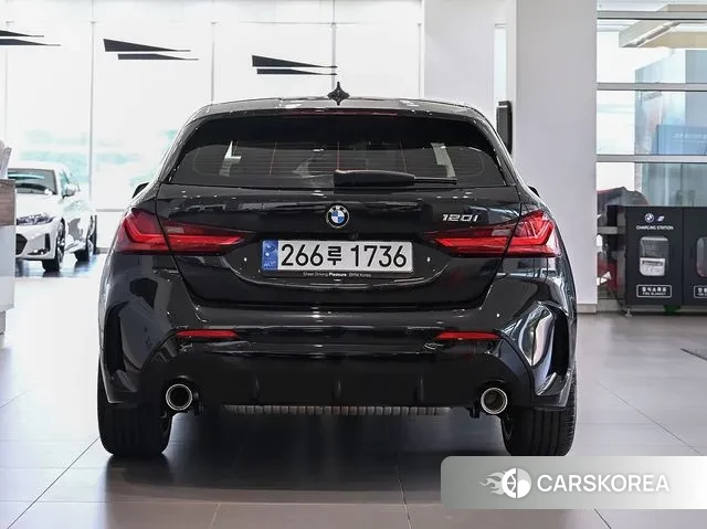 BMW 1 Series (F40) id 2993025 из Кореи 14