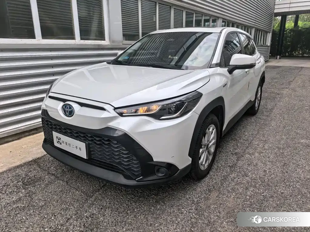 Toyota Frontlander 2023 Белый из Китая, фото 5
