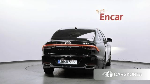 Hyundai The New Grandeur IG Hybrid id 4929122 из Кореи 27