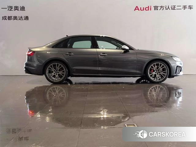 Audi S4 2023 Темно-серый из Китая, фото 6