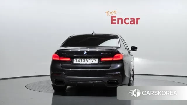 BMW 5 Series (G30) id 3265087 из Кореи 14