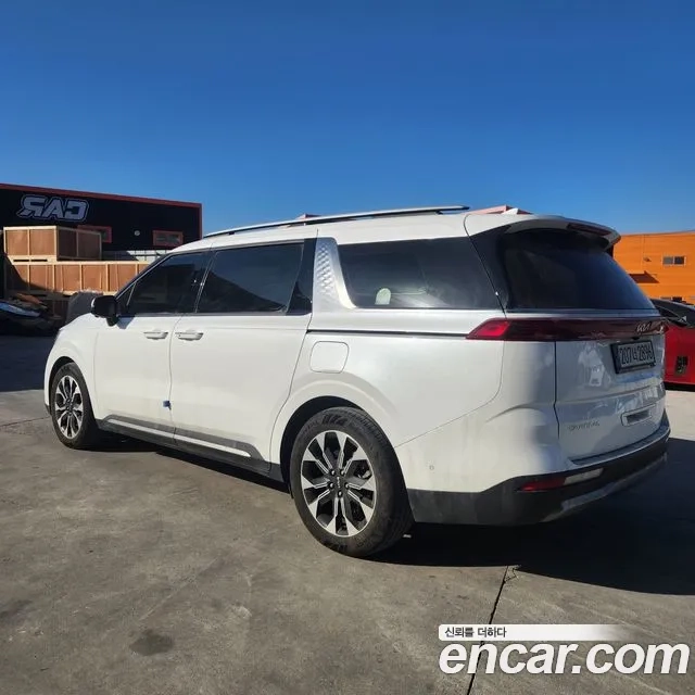 Kia Carnival 4th generation 2023 Белый из Кореи, фото 4