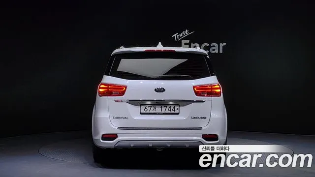 Kia The New Carnival id 2406007 из Кореи 14