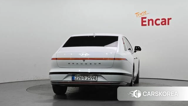 Hyundai Grandeur Hybrid (GN7) id 4499436 из Кореи 27