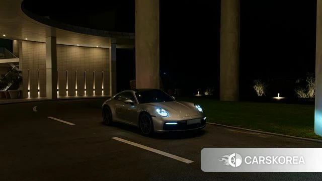 Porsche 911(992) id 4642409 из Кореи 14