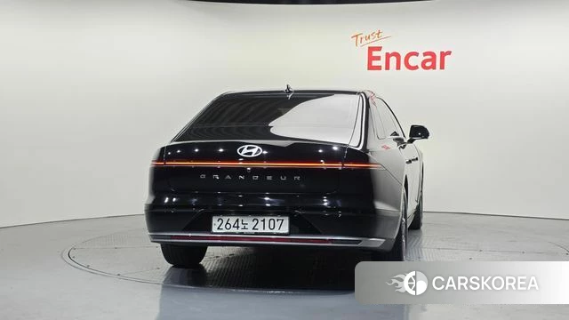 Hyundai Grandeur (GN7) id 3793750 из Кореи 14