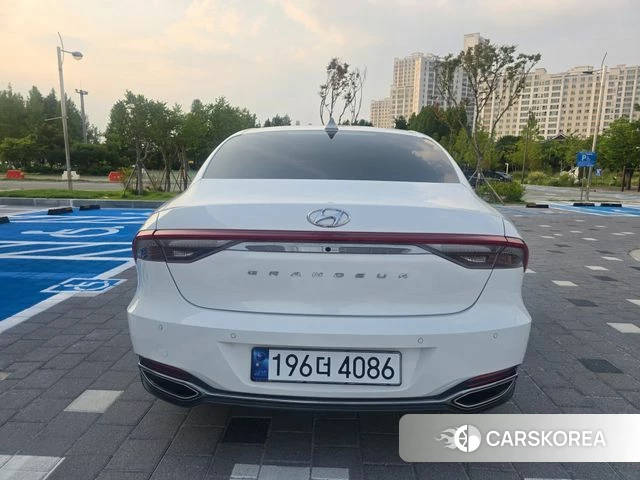 Hyundai The New Grandeur IG id 4518088 из Кореи 14