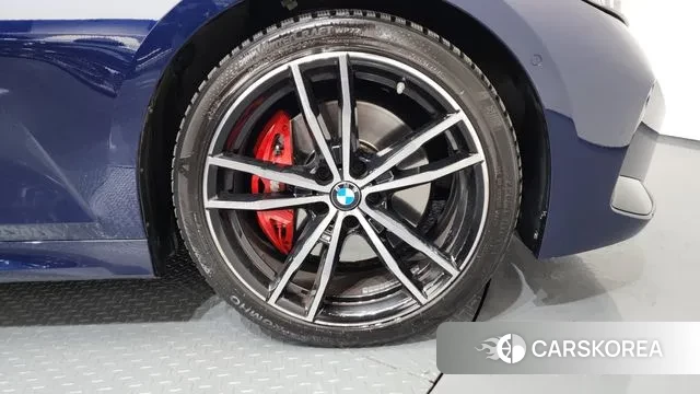 BMW 3 Series (G20) id 3529086 из Кореи 14