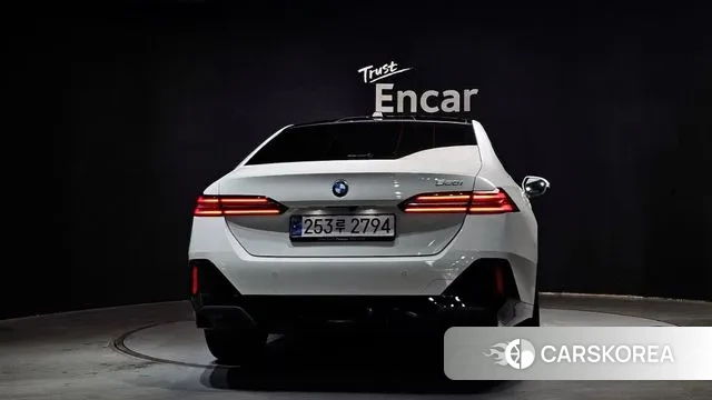 BMW 5 Series (G60) id 3734242 из Кореи 14