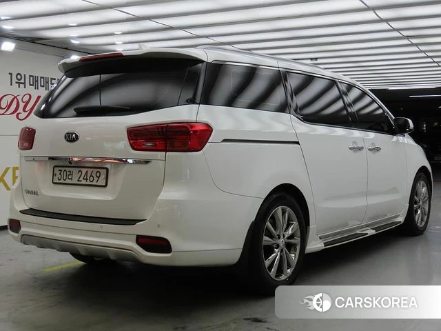 Kia The New Carnival id 4335503 из Кореи 14