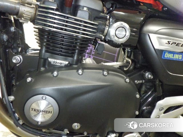 Engine photo