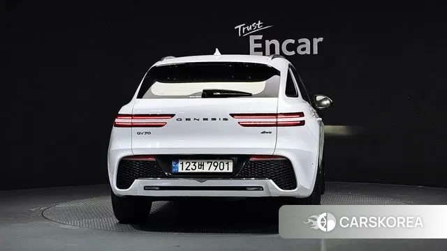 Genesis GV70 id 3518805 из Кореи 14