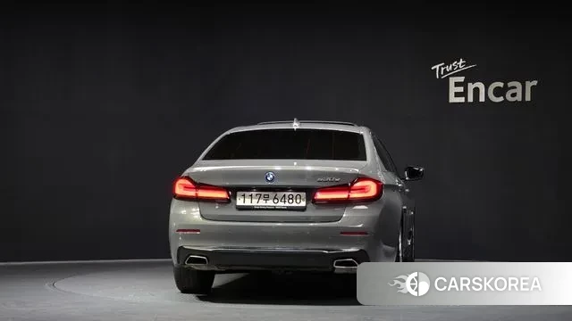 BMW 5 Series (G30) id 3721663 из Кореи 14