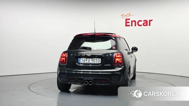 Mini Cooper S id 4594327 из Кореи 25