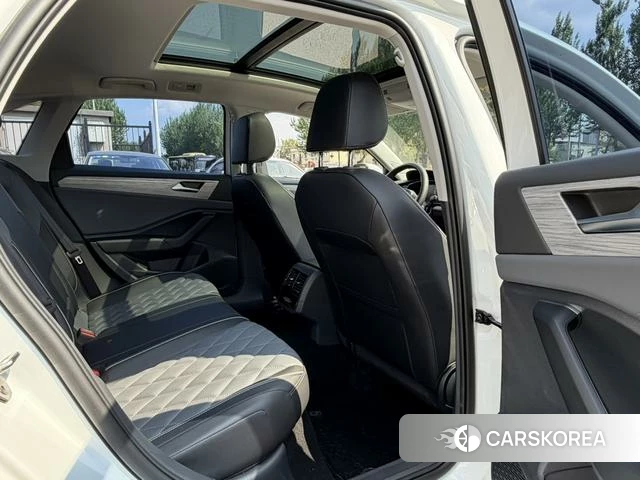 Volkswagen Sagitar id 4342075 из Китая 17