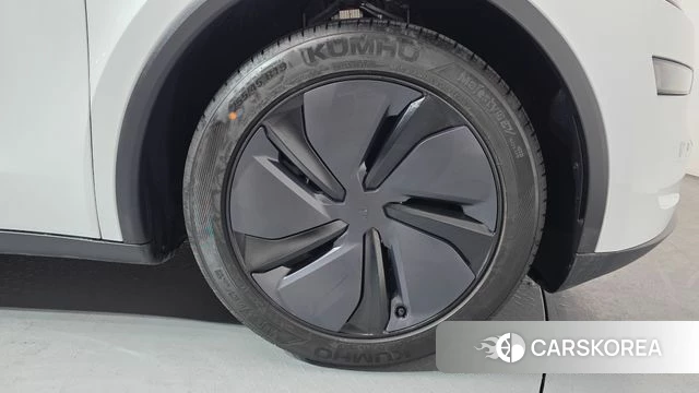 Tesla Model Y id 3921471 из Кореи 14