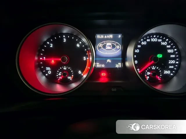 Volkswagen Tiguan second Generation 2019 Серебряный из Кореи, фото 4