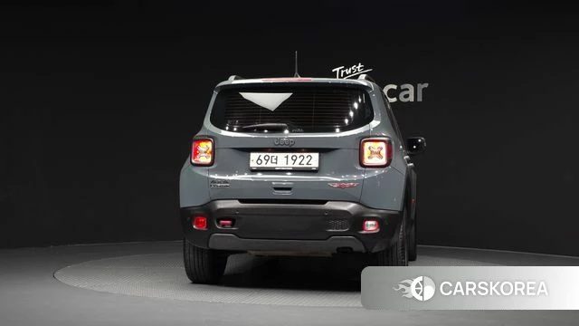 Jeep Renegade id 4873547 из Кореи 14