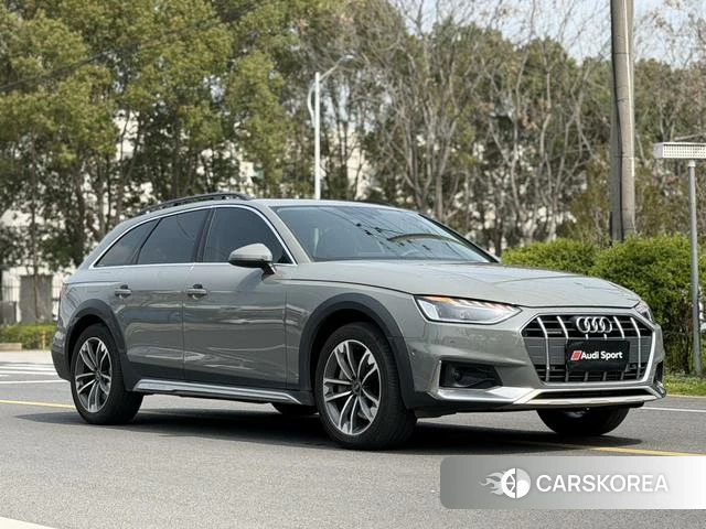 Audi A4 (import) 2021 Серебристо-серый из Китая, фото 4