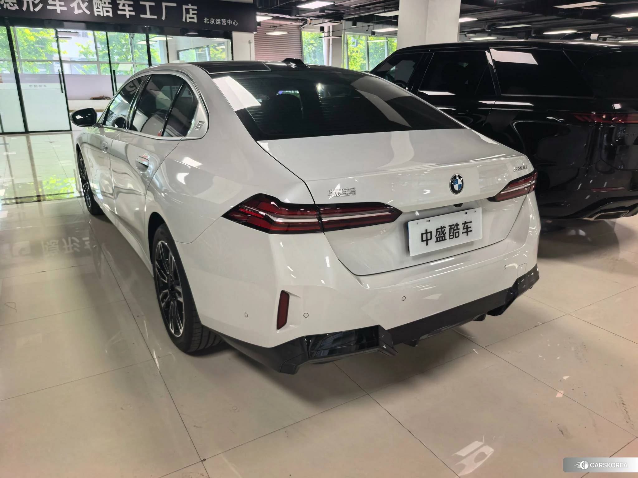 BMW 5 series 2024 Белый из Китая, фото 6