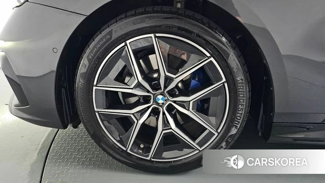 BMW 5 Series (G60) id 4302273 из Кореи 30