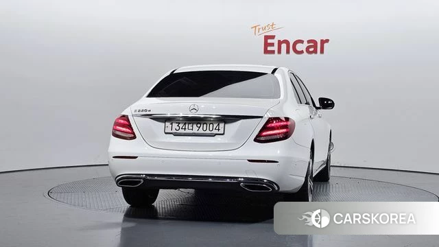 Mercedes-Benz E-Class W213 id 4477362 из Кореи 26