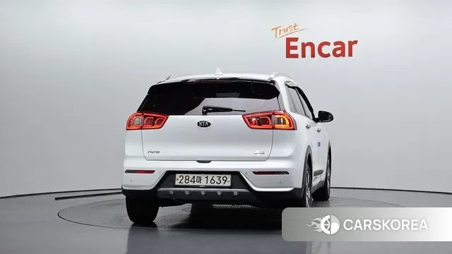 Kia Niro id 3009389 из Кореи 14