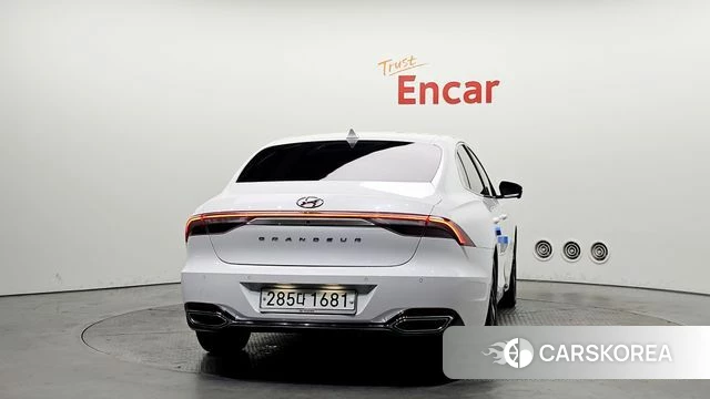 Hyundai The New Grandeur IG Hybrid id 3899215 из Кореи 14