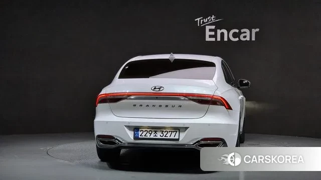 Hyundai The New Grandeur IG Hybrid id 3058828 из Кореи 14