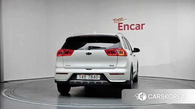 Kia Niro id 4587141 из Кореи 14