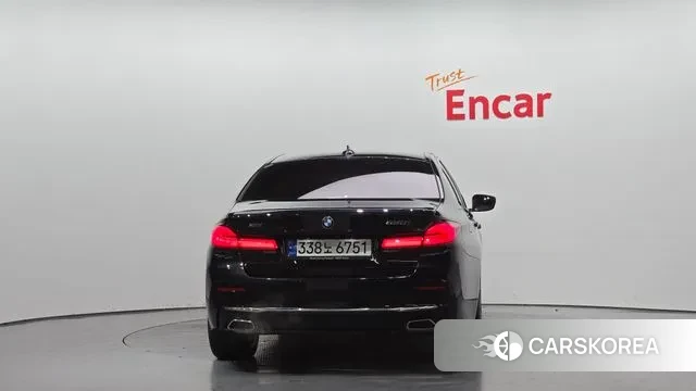 BMW 5 Series (G30) id 3512613 из Кореи 14